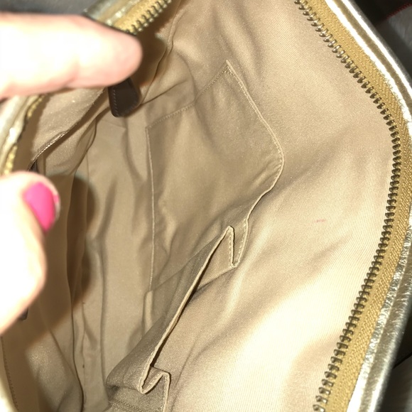 Coach White/Gold Shoulder Bag - Picture 8 of 8